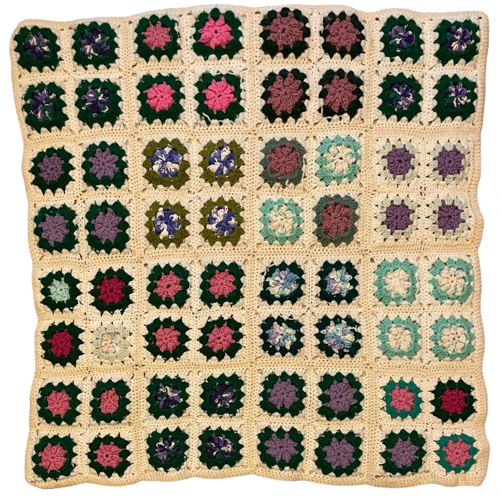 VTG Granny Square Ivory Multicolor 3D Crochet Baby Blanket Throw Afghan 38